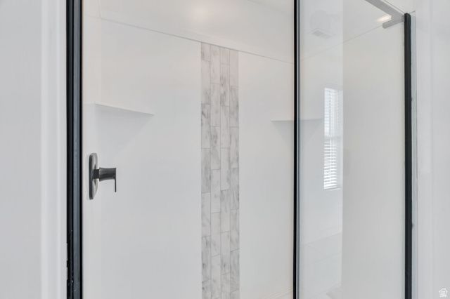 6456 W LAKE AVE, South Jordan, UT 84009