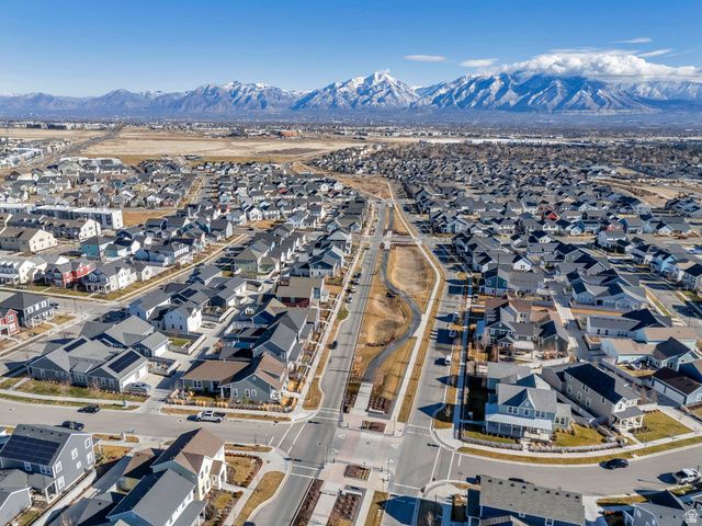 6456 W LAKE AVE, South Jordan, UT 84009