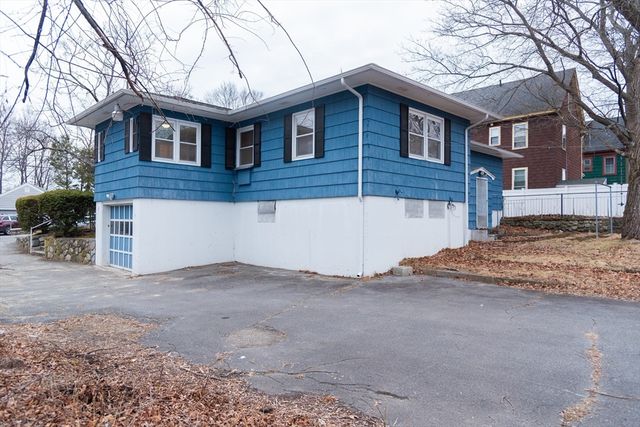 20 Ruskin Avenue, Methuen, MA 01844