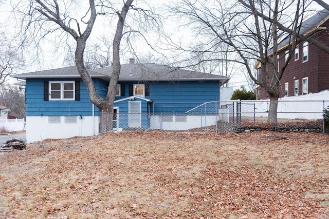 20 Ruskin Avenue, Methuen, MA 01844