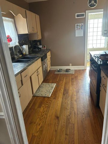 9 172nd Street, Hammond, IN 46324