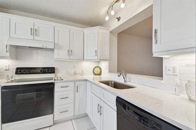 4460 FAIRWAYS BLVD #604 BOULEVARD 604, Bradenton, FL 34209