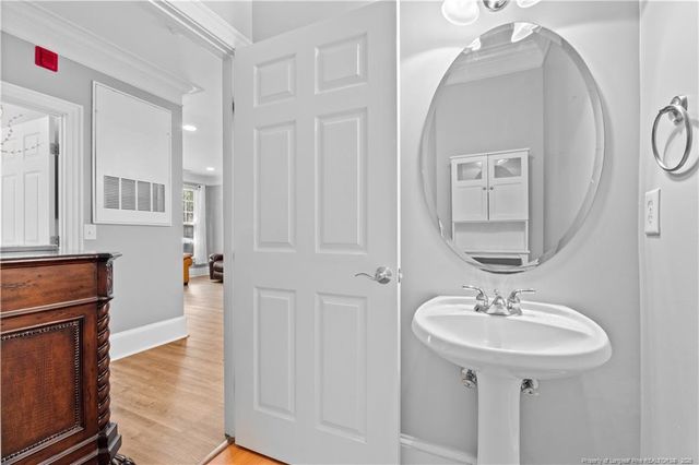 900 Canenaugh Drive 101, Raleigh, NC 27604