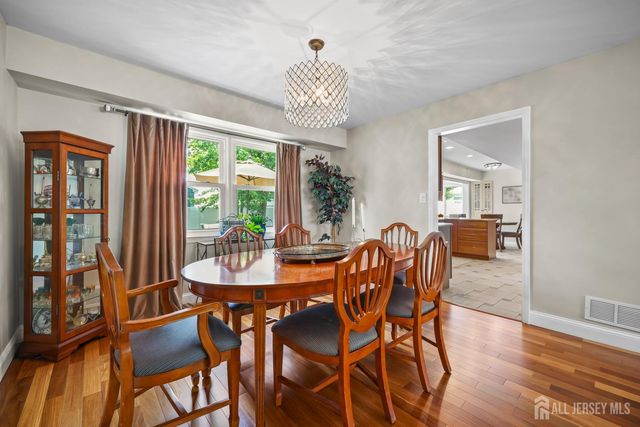 12 McFadden Drive, Monroe, NJ 08831