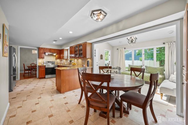 12 McFadden Drive, Monroe, NJ 08831