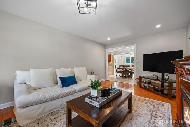 12 McFadden Drive, Monroe, NJ 08831