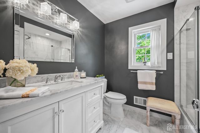 12 McFadden Drive, Monroe, NJ 08831