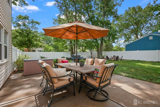 12 McFadden Drive, Monroe, NJ 08831