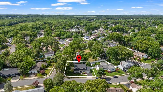 12 McFadden Drive, Monroe, NJ 08831
