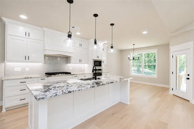 9307 Digby Drive, Gentry, AR 72734