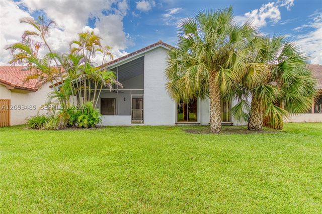 2156 Baton Rouge, Weston, FL 33326