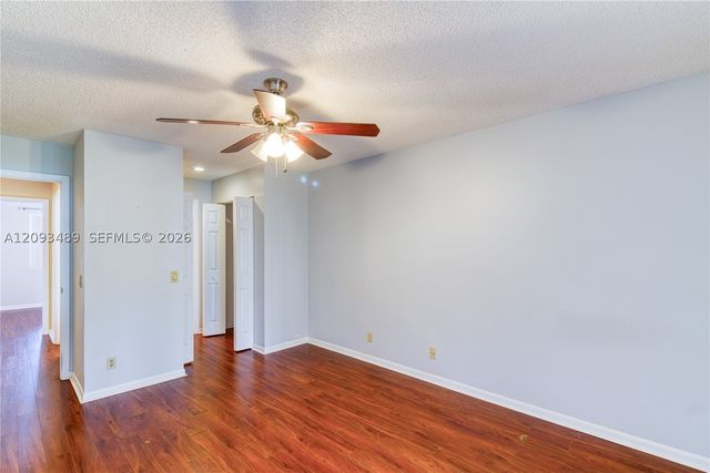2156 Baton Rouge, Weston, FL 33326