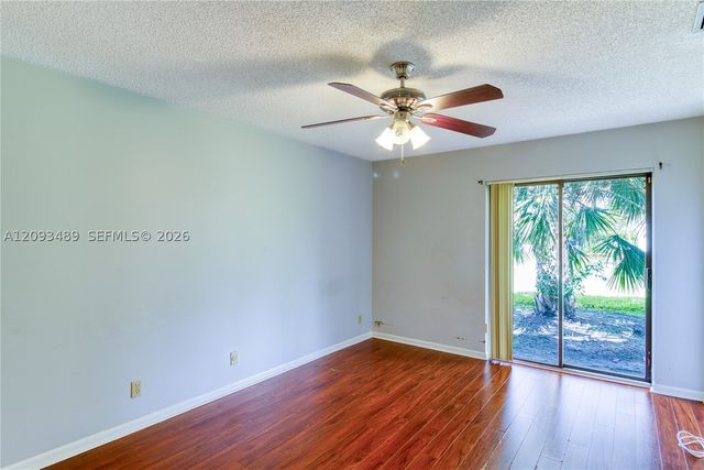 2156 Baton Rouge, Weston, FL 33326