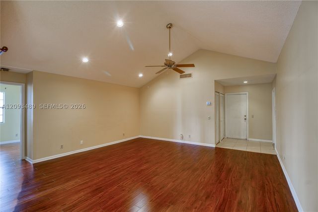 2156 Baton Rouge, Weston, FL 33326