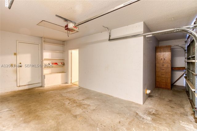 2156 Baton Rouge, Weston, FL 33326