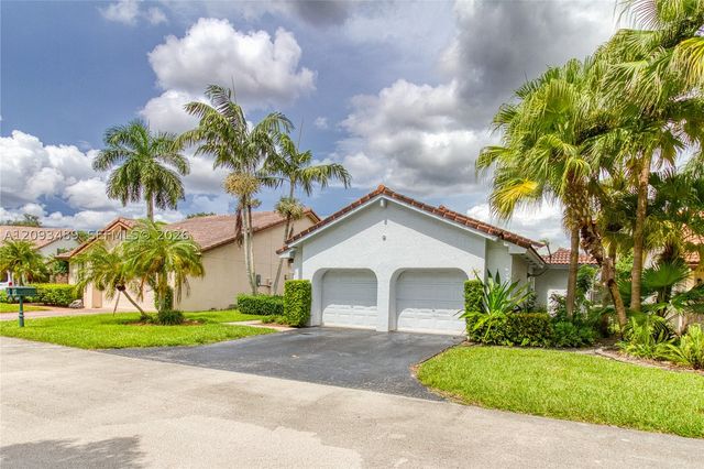 2156 Baton Rouge, Weston, FL 33326