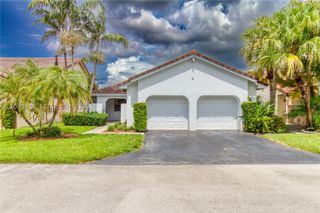 2156 Baton Rouge, Weston, FL 33326