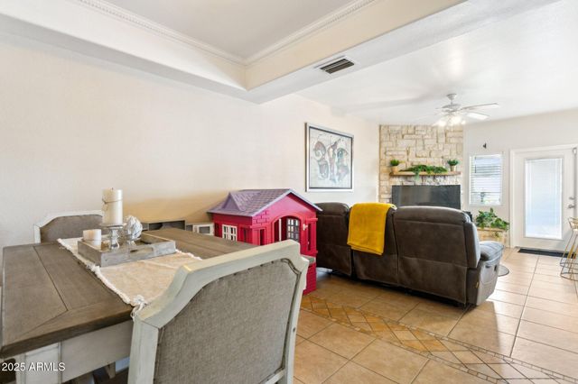 170 E GUADALUPE Road 152, Gilbert, AZ 85234