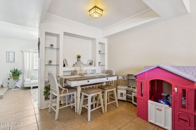 170 E GUADALUPE Road 152, Gilbert, AZ 85234