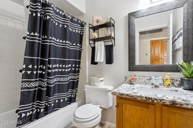 170 E GUADALUPE Road 152, Gilbert, AZ 85234