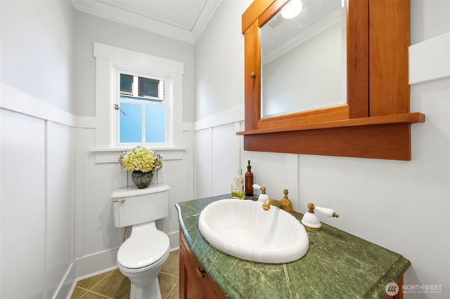 1519 1st Avenue N, Seattle, WA 98109