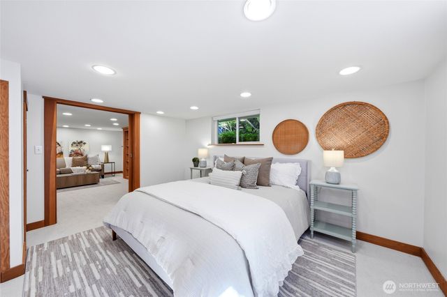 1519 1st Avenue N, Seattle, WA 98109