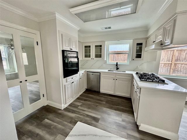 2511 Briarpark Drive, Houston, TX 77042