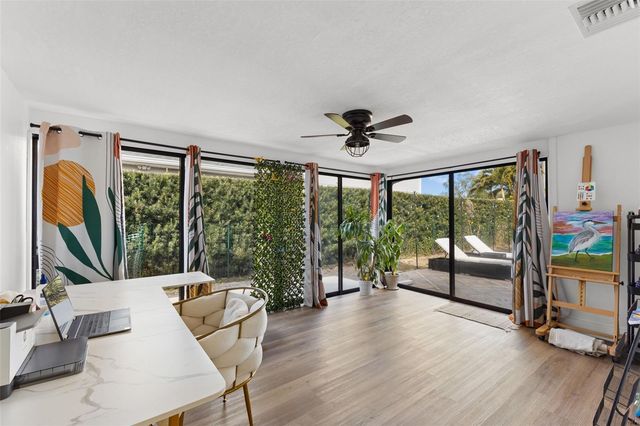 1000 VARONA STREET, Belleair, FL 33756