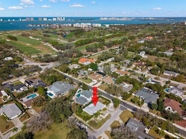 1000 VARONA STREET, Belleair, FL 33756