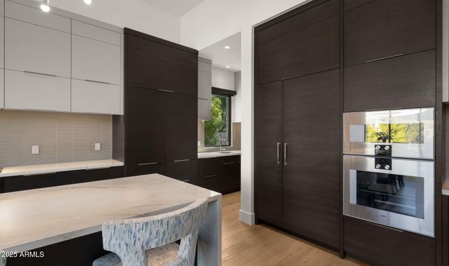 6962 E CACTUS WREN Road, Paradise Valley, AZ 85253