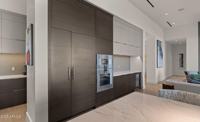 6962 E CACTUS WREN Road, Paradise Valley, AZ 85253