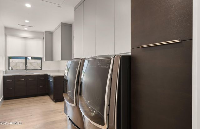 6962 E CACTUS WREN Road, Paradise Valley, AZ 85253