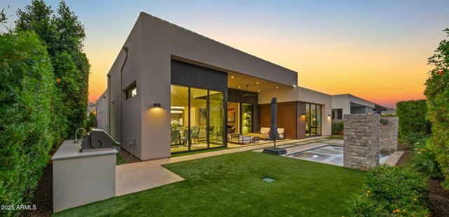 6962 E CACTUS WREN Road, Paradise Valley, AZ 85253