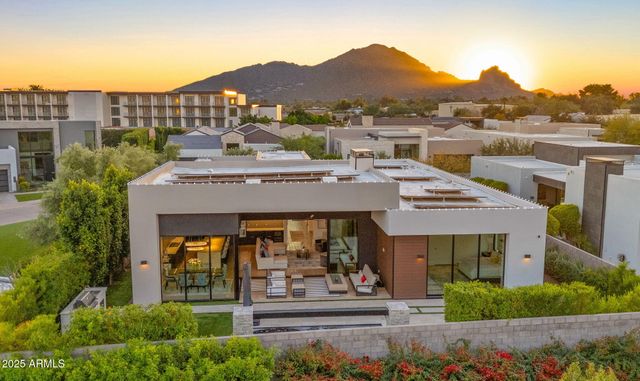 6962 E CACTUS WREN Road, Paradise Valley, AZ 85253