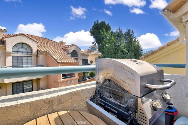 18121 Erik Court 314, Canyon Country, CA 91387