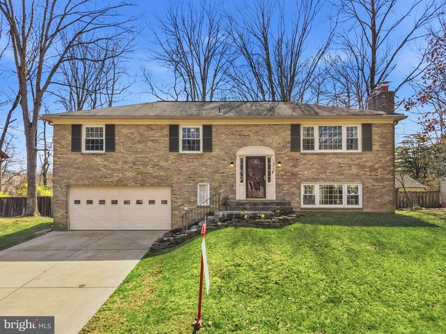 16040 FAIRWAY DR, Dumfries, VA 22025