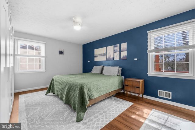 16040 FAIRWAY DR, Dumfries, VA 22025