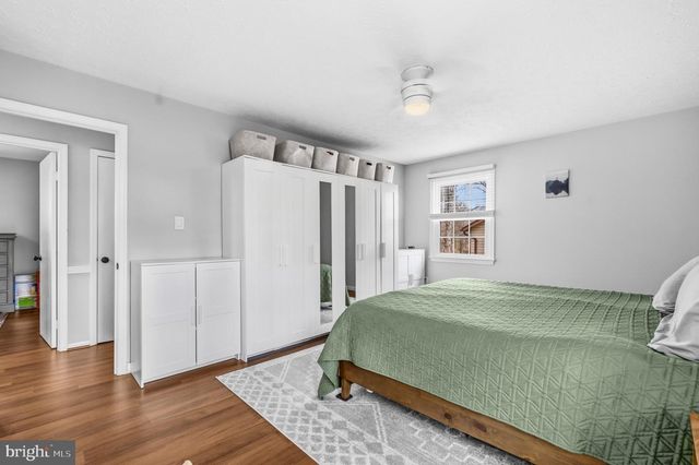 16040 FAIRWAY DR, Dumfries, VA 22025