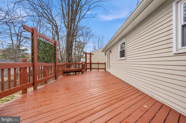 16040 FAIRWAY DR, Dumfries, VA 22025