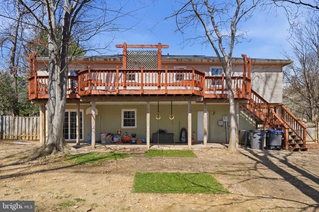 16040 FAIRWAY DR, Dumfries, VA 22025