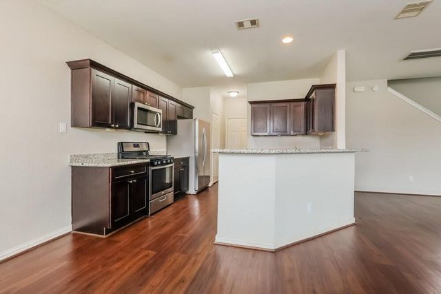 2802 Mesquite Ridge Drive, Houston, TX 77073