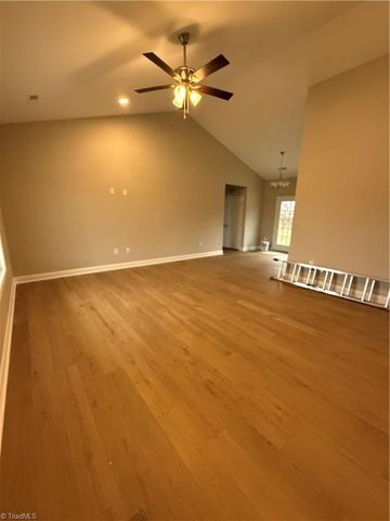 1015 Fairfield Drive, Yadkinville, NC 27055