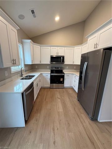 1015 Fairfield Drive, Yadkinville, NC 27055