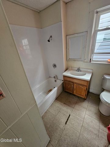 157 Western Avenue, Albany, NY 12203