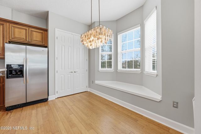 400 14TH Avenue N B, Jacksonville Beach, FL 32250