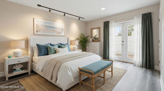 400 14TH Avenue N B, Jacksonville Beach, FL 32250