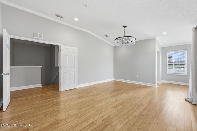 400 14TH Avenue N B, Jacksonville Beach, FL 32250