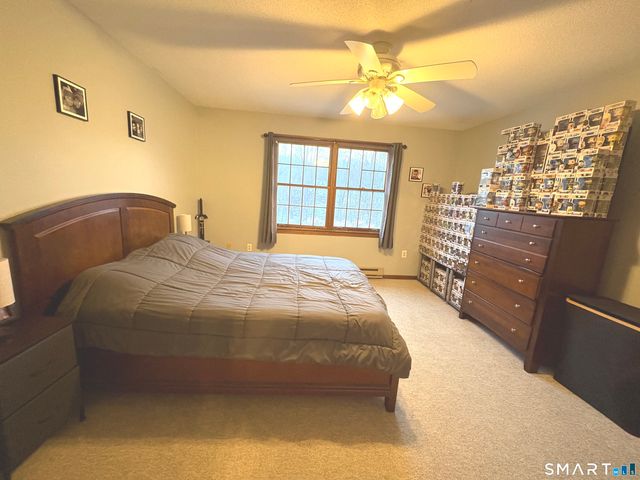 13 Holt Street APT 49, Plymouth, CT 06786