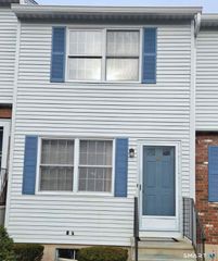 13 Holt Street APT 49, Plymouth, CT 06786