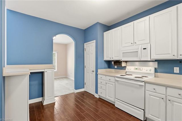 223 Misty Waters Lane, Jamestown, NC 27282